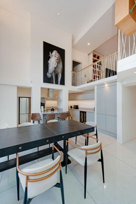 House in London - View 2