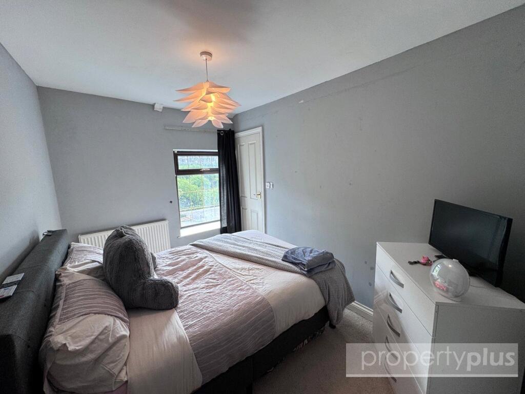 House in Bridgend, Ogmore Valley - View 5