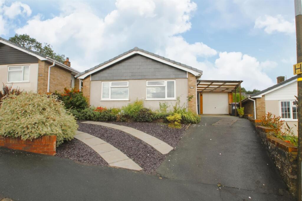 Main image of property: 35 Walford Road, Oswestry