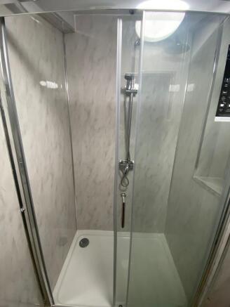 Upstairs HMO New 2nd Shower