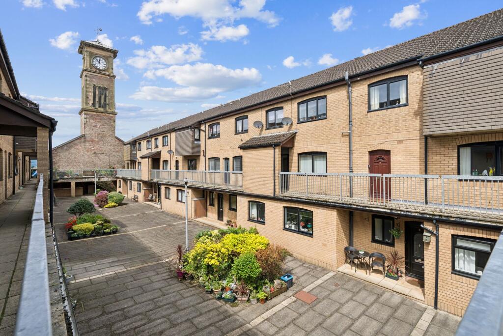 Main image of property: Flat 21 Tower Place, 6 East Clyde Street, Helensburgh, G84 7PA