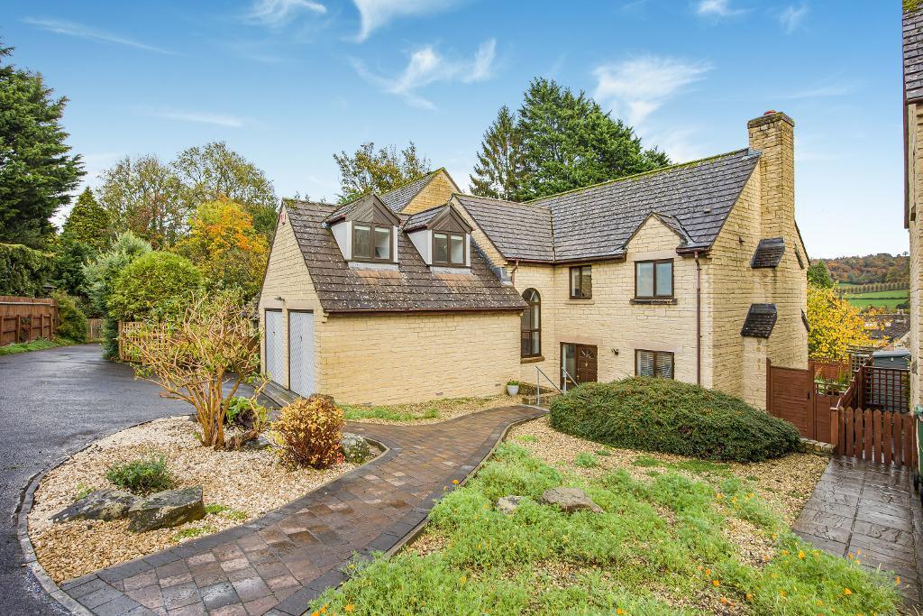 4-bed detached on Weavers Drive, Uley, Dursley, GL11 5TL, £625,000