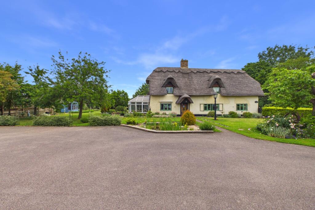 Main image of property: High Street, Ellington, Huntingdon, Cambridgeshire, PE28