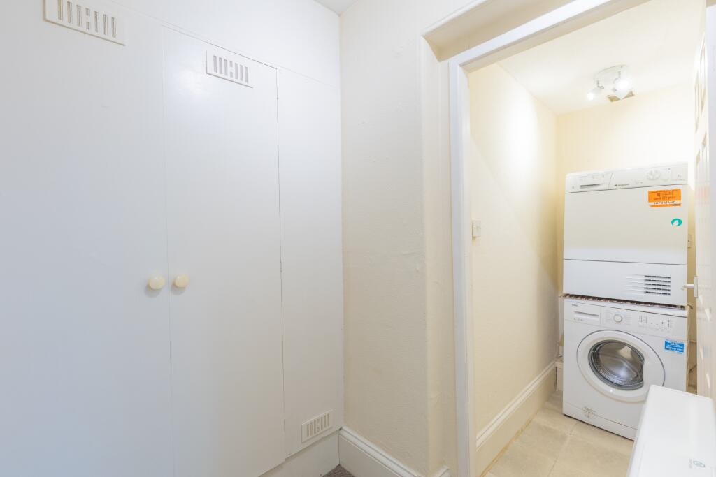 Apartment in Leeds, Gledhow Park, Chapeltown - View 5