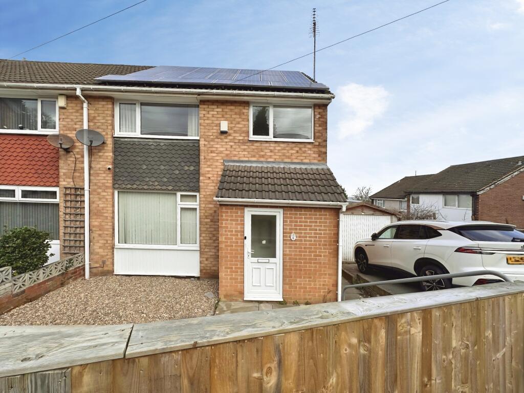 3-bed terraced on Manor Farm Gardens, Leeds, LS10, £180,000