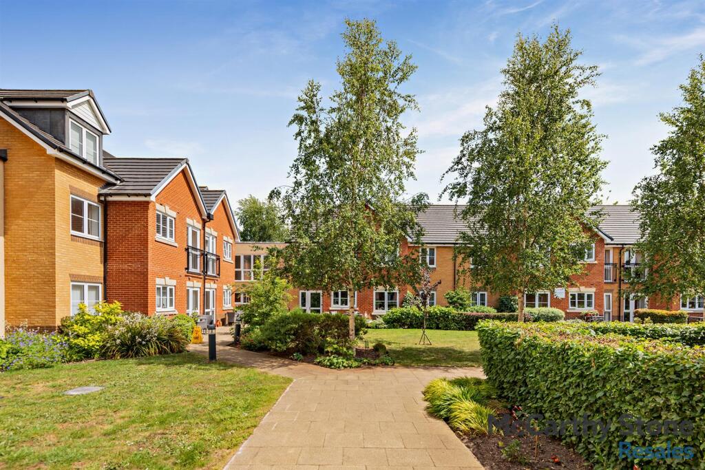 Churchfield Road, Walton-On-Thames, KT12 2FR photo 2