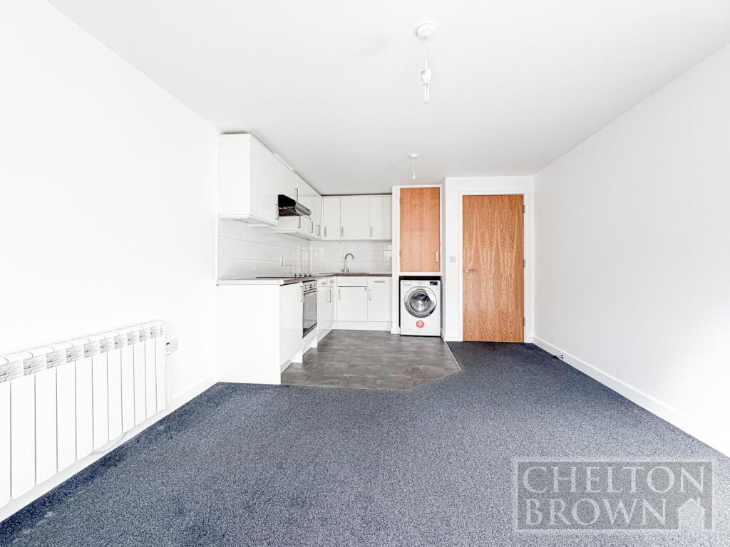 Apartment in Northampton, West Northamptonshire - More