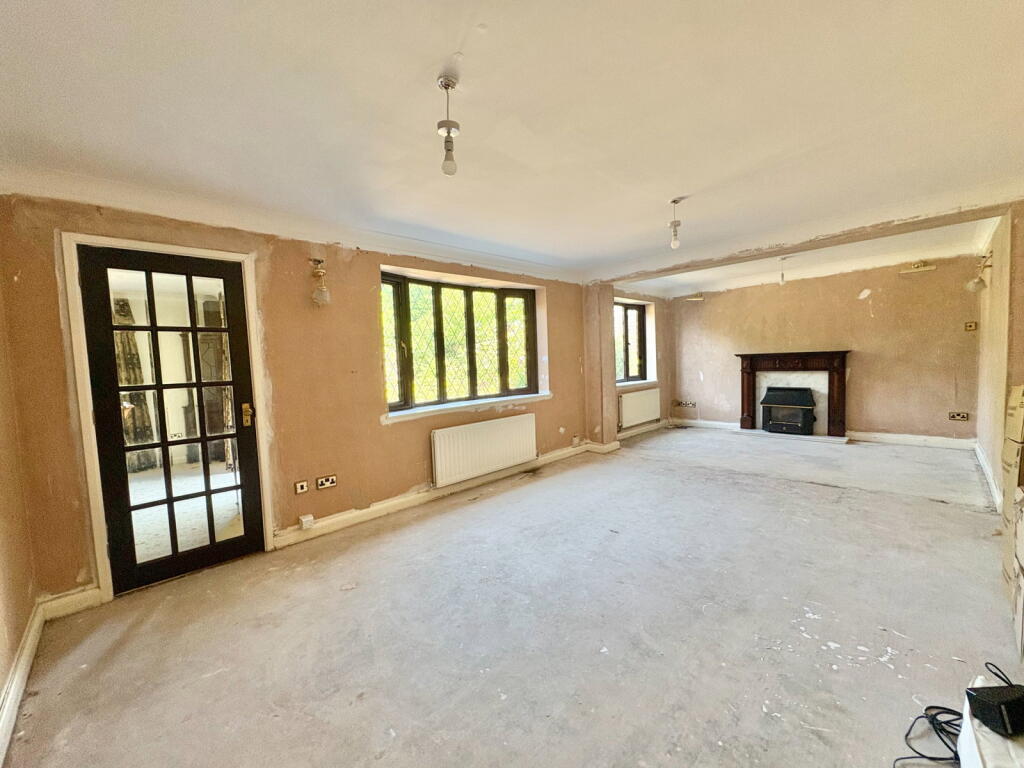 House in Sutton Coldfield, Thimble End - View 2