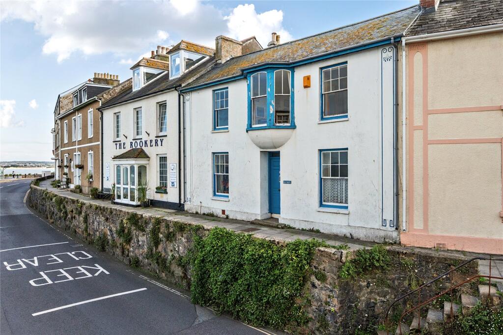 House in Truro - View 3