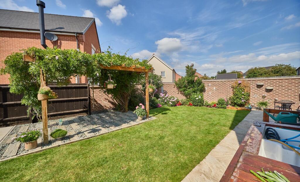 Rye Hill Drive, Sapcote photo 3