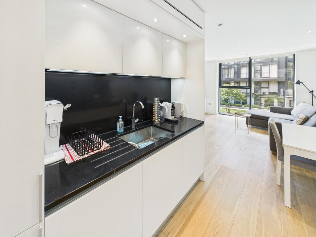 Apartment in Edinburgh - More