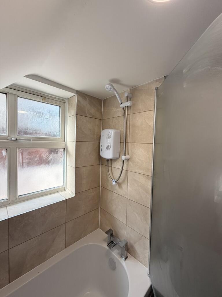 Apartment in Wigan - More