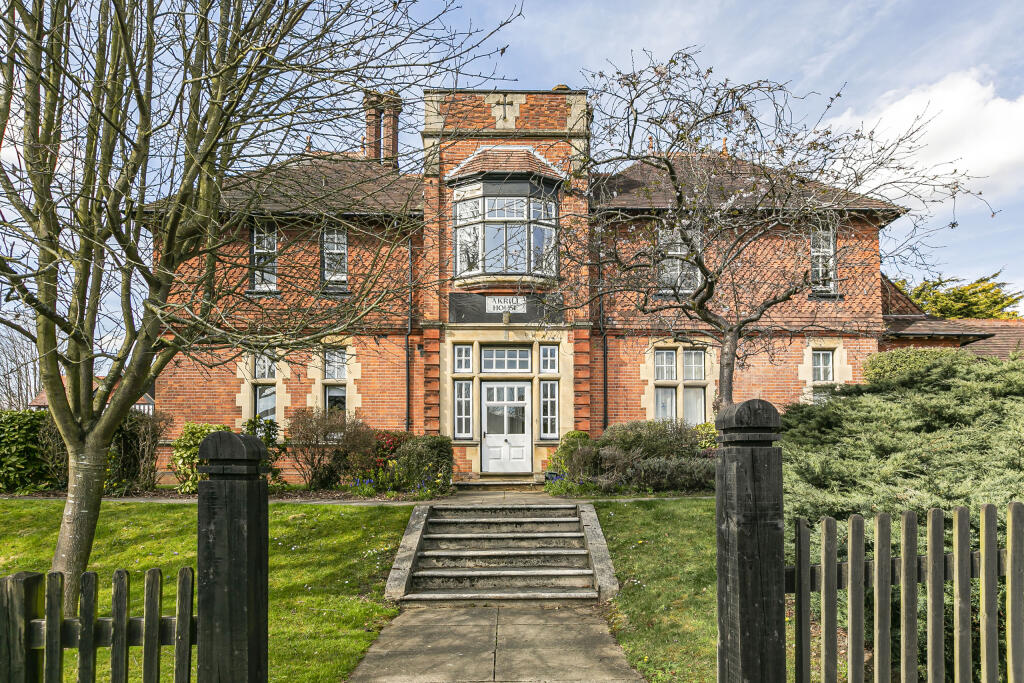 Additional image 17 of Akrill House, Hollybush Lane, Harpenden, Hertfordshire