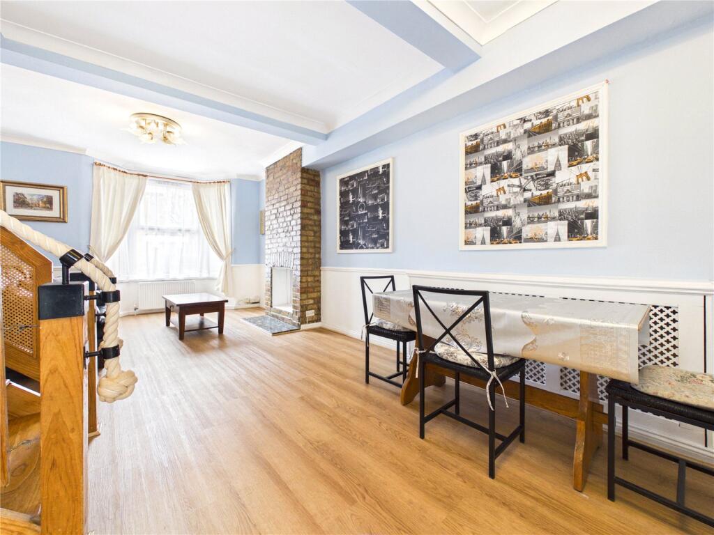 House in London - More