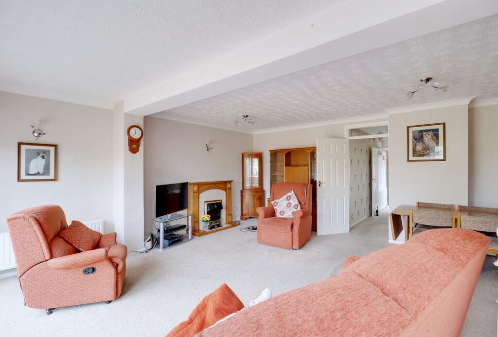 House in Rainham - View 4