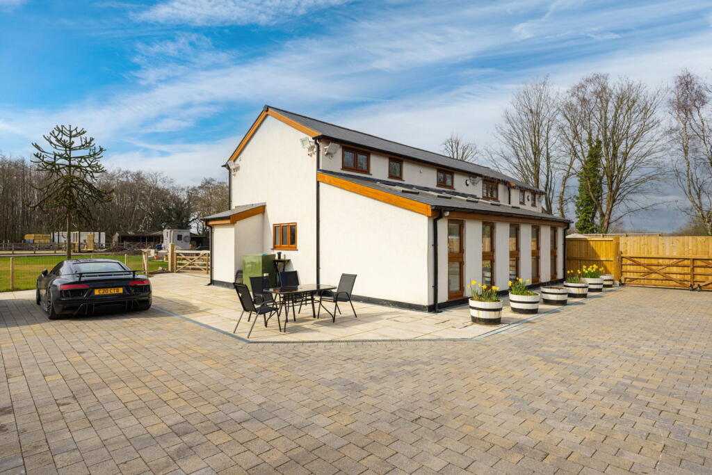 House in Manchester, Astley - View 2
