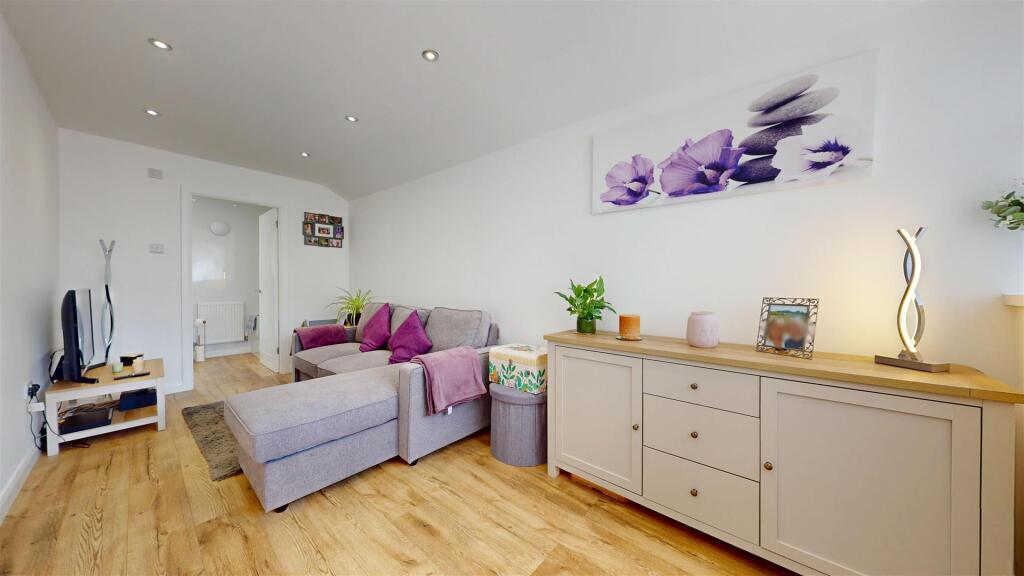 House in St Helens, Liverpool City Region - View 5