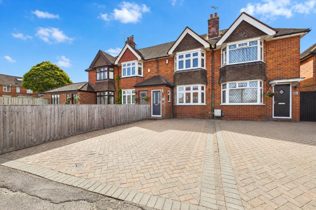 City Road, Tilehurst, Reading, Berkshire, RG31