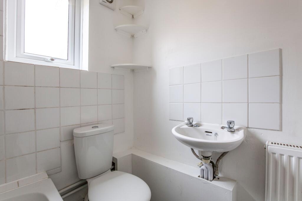Apartment in Ipswich - View 5