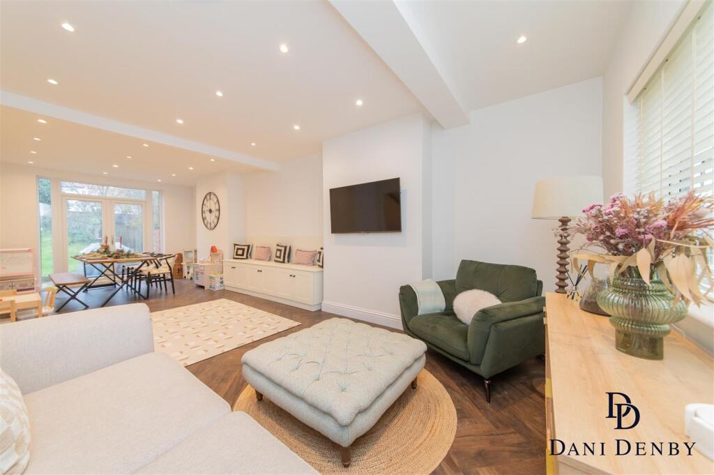 Main image of property: The Grove, Edgware