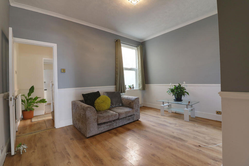 House in Portsmouth - View 4