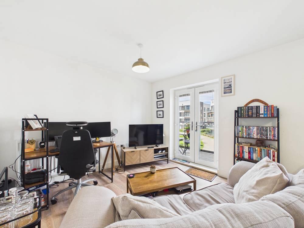 House in Bristol, Highbrook Park, Winterbourne - View 2