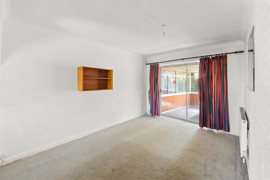 House in Southall - View 4