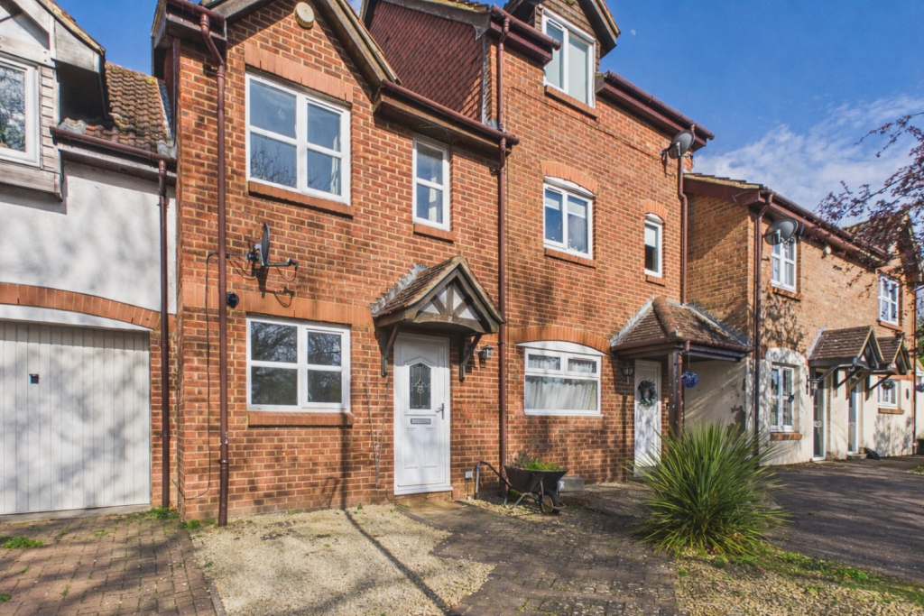 Main image of property: Frobisher Mews, Churchdown