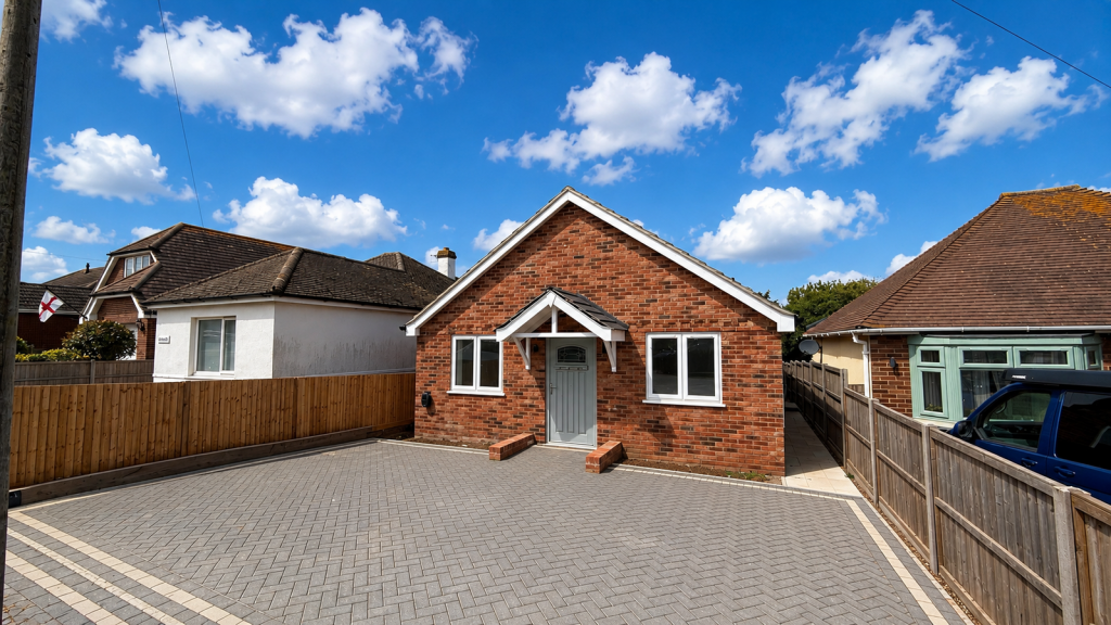 2-bed detached on Princes Avenue, Minster On Sea, Sheerness, ME12 2HJ, £360,000