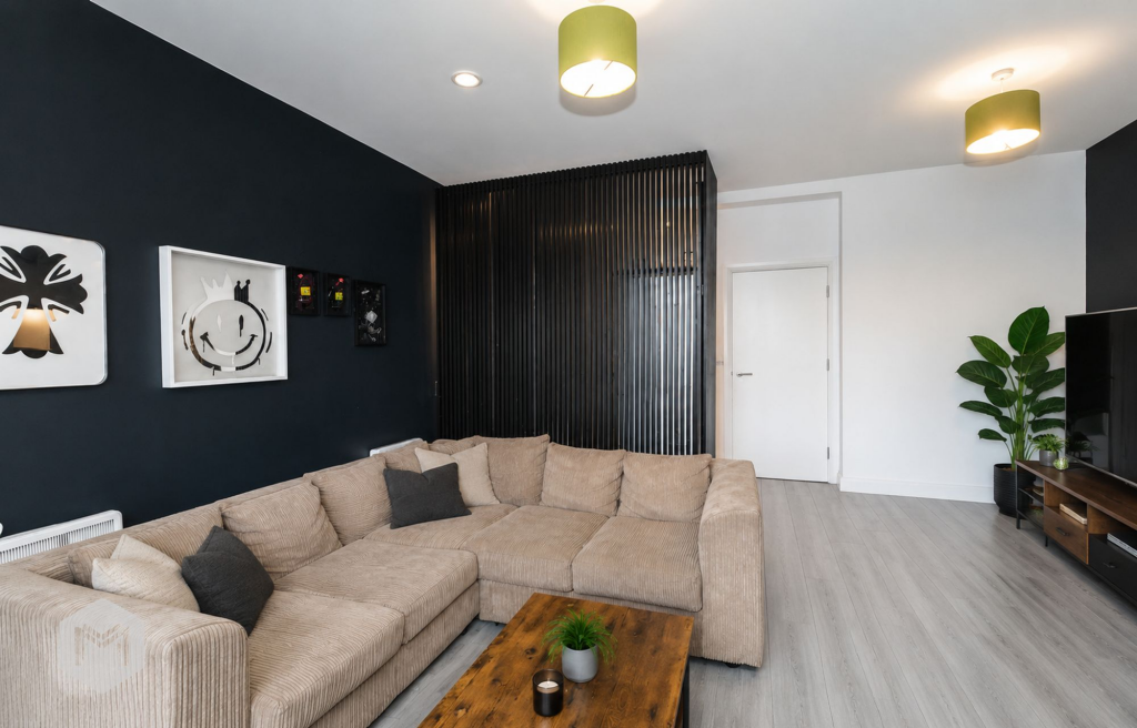 Apartment in Salford, Higher Broughton - View 2