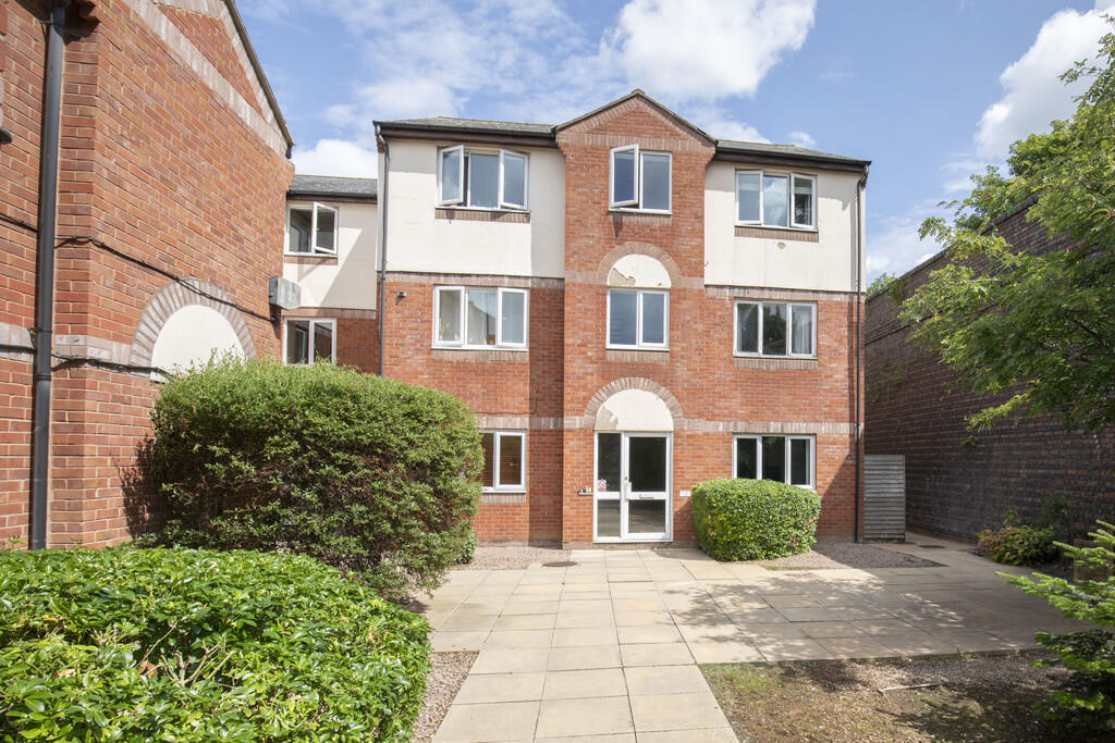 Main image of property: St. Pauls Road, Cheltenham GL50 4LL