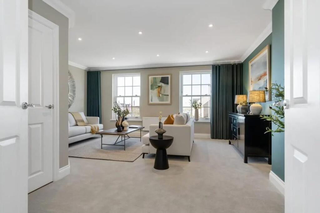 House in Chelmsford - More