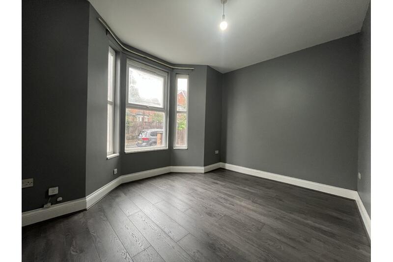 Apartment in Birmingham, Kings Heath - View 4
