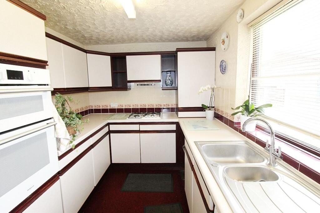 House in Rotherham, East Dene - More