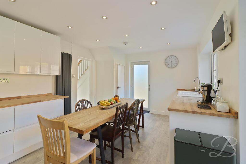House in Sheffield - View 4