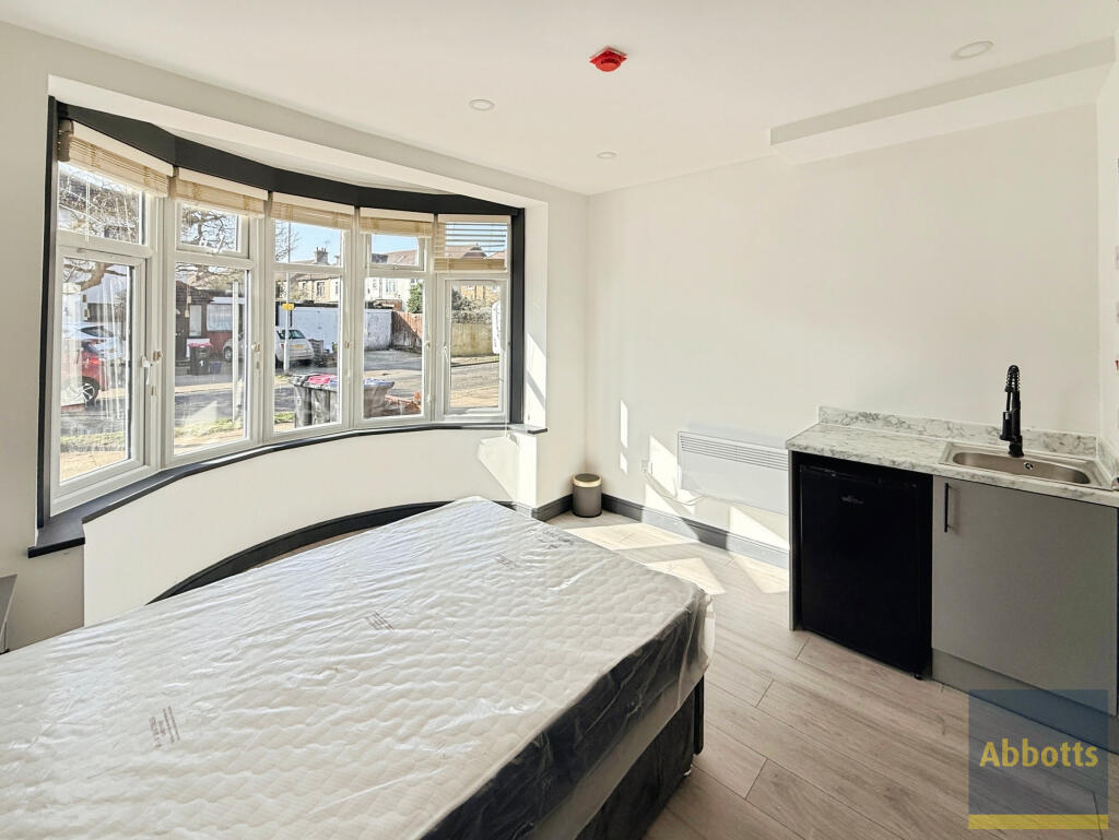 Main image of property: Glenhurst Road, Southend on Sea