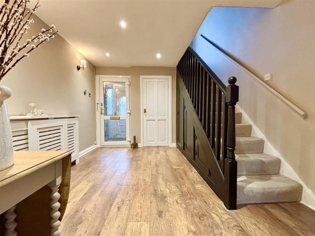 Brooks Terrace, Clayton Heights, Bradford photo 2