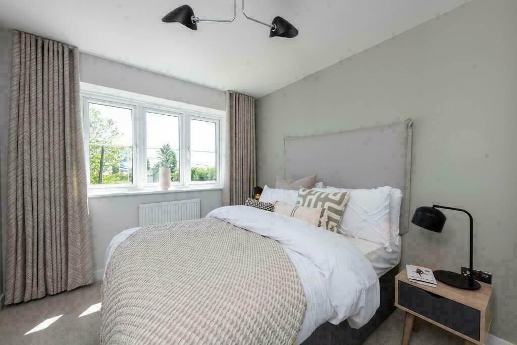 House in Swale, Minster-on-Sea - More