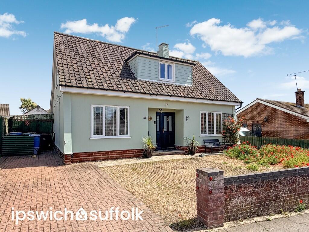 3-bed detached on High View Road, Ipswich, Suffolk, £375,000