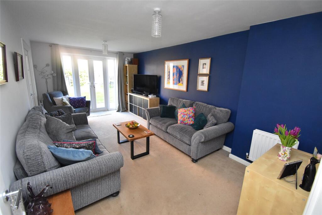 Lake View, Houghton Regis, Dunstable, Bedfordshire, LU5 photo 2