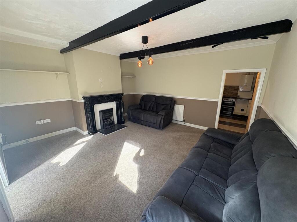 Additional image 4 of Wellington Street, Queensbury, Bradford