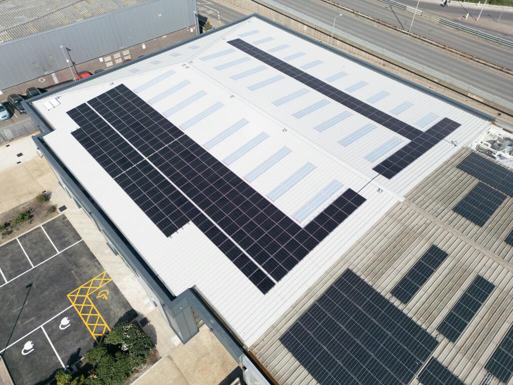 Units 2 and 3 Oxgate Centre114.jpg