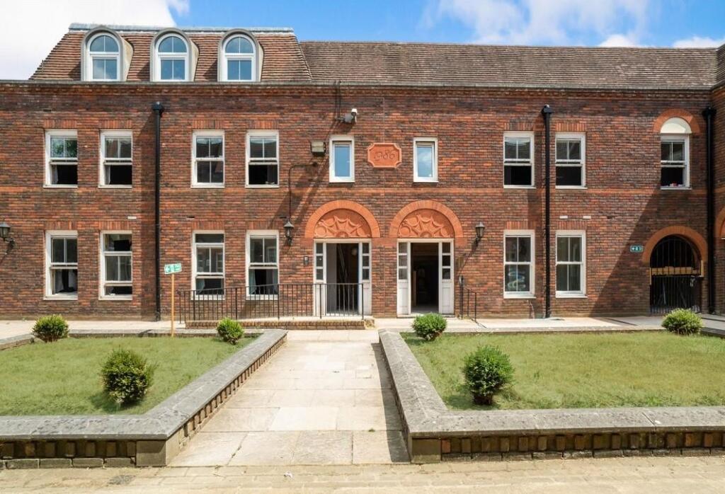 Main image of property: Stamford House, Aylesbury, HP19