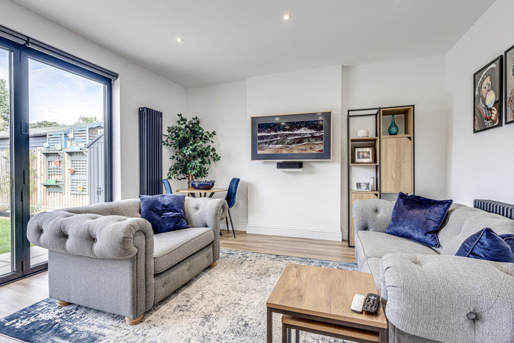 House in Southend-on-Sea - View 5
