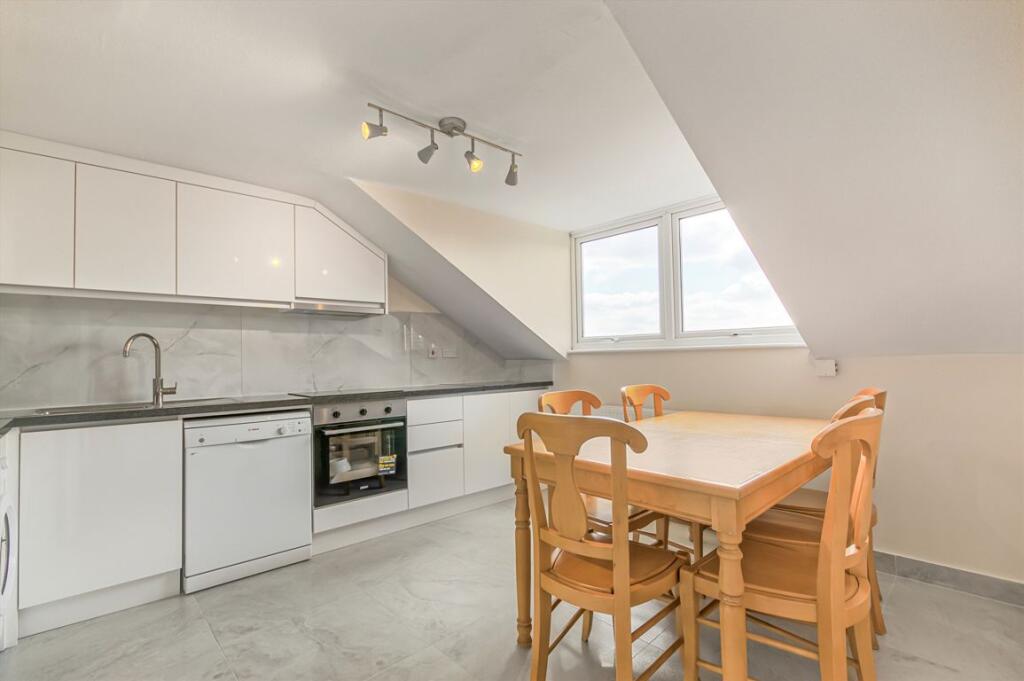 Apartment in London - View 4