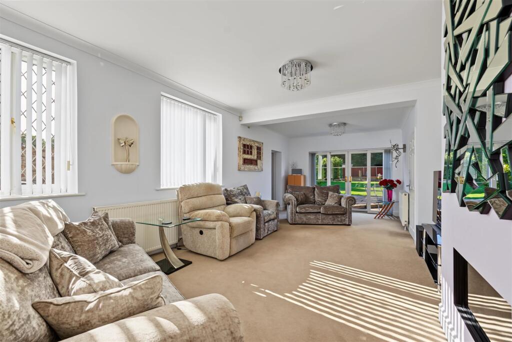 House in Rochester - View 4