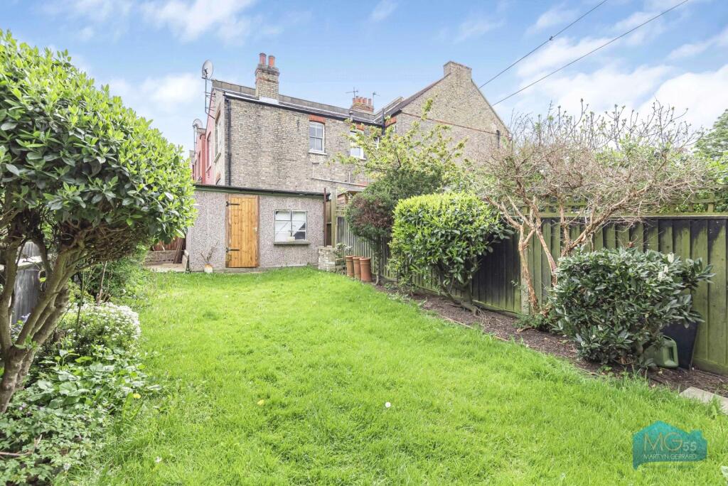 House in London - View 5