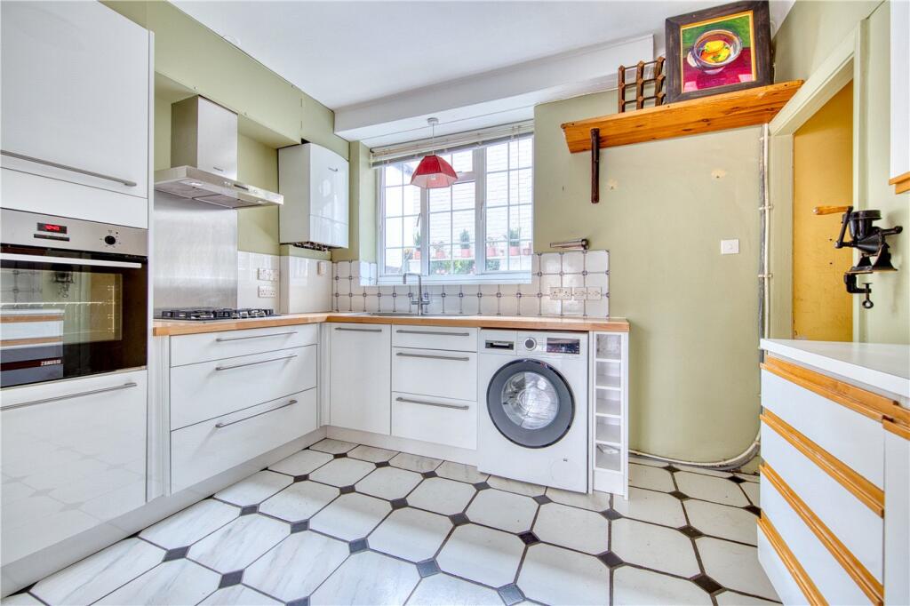 House in London, Kensington - More