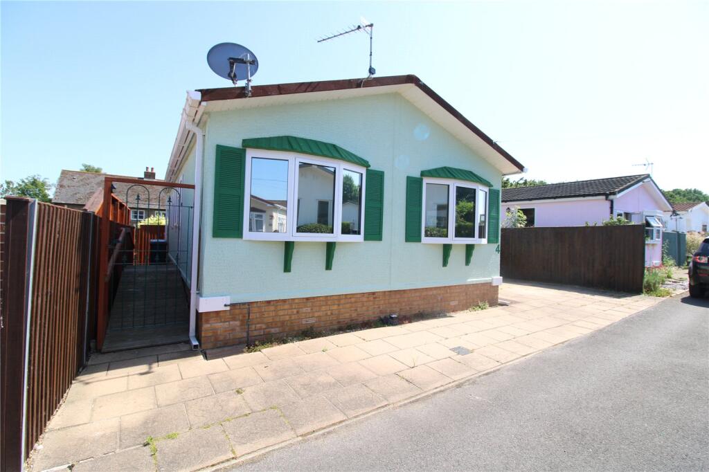 Main image of property: Roi-Mar Home Park, Throop Road, Bournemouth, BH8