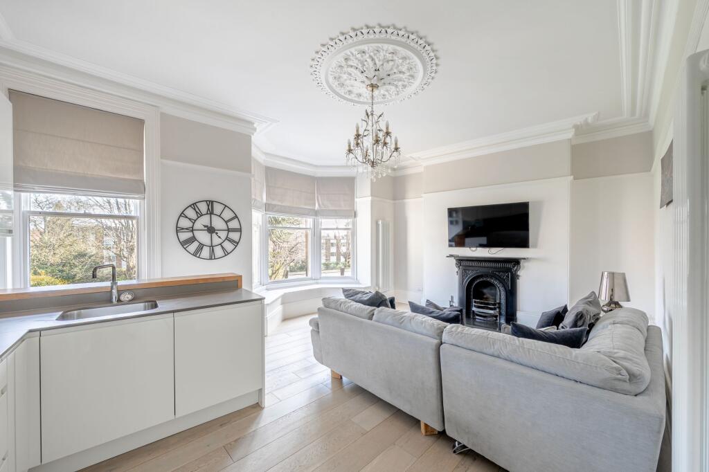Apartment in Harrogate - View 2